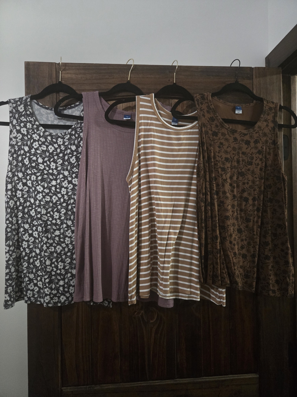 Old Navy Women's Mixed-Print Sleeveless Tank Tops - Gray, Purple, Tan, Brown